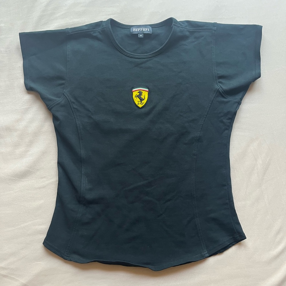 vintage ferrari logo tee shirt